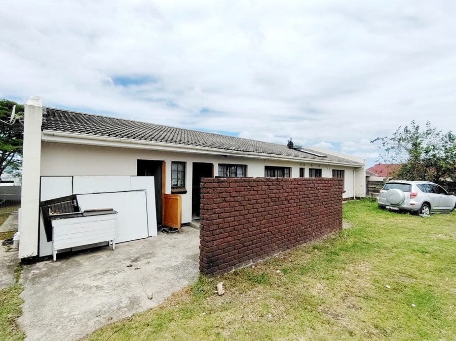 4 Bedroom Property for Sale in Amalinda Eastern Cape